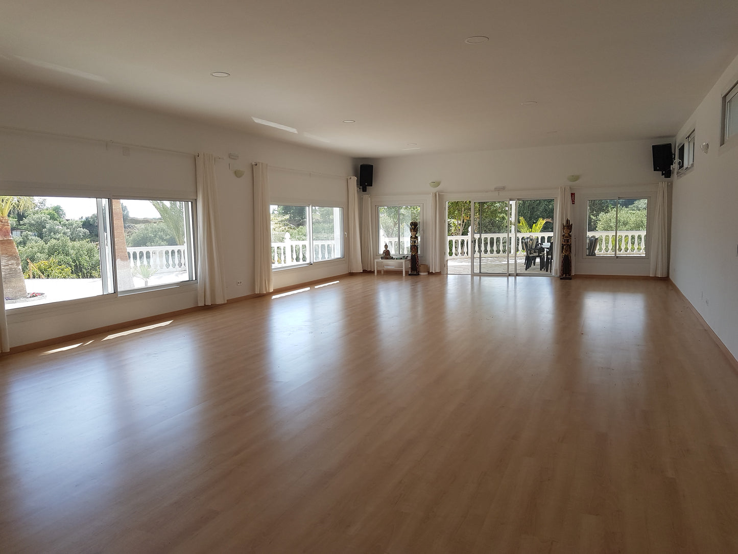 8 dages Sommer Yoga Retreat: Malaga, Spanien (4.-11. maj 2025) fra 12.195 kr.