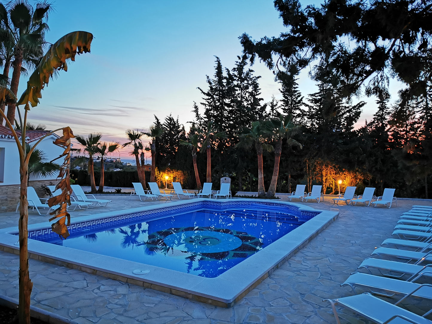 8 dages Sommer Yoga Retreat: Malaga, Spanien (4.-11. maj 2025) fra 12.195 kr.